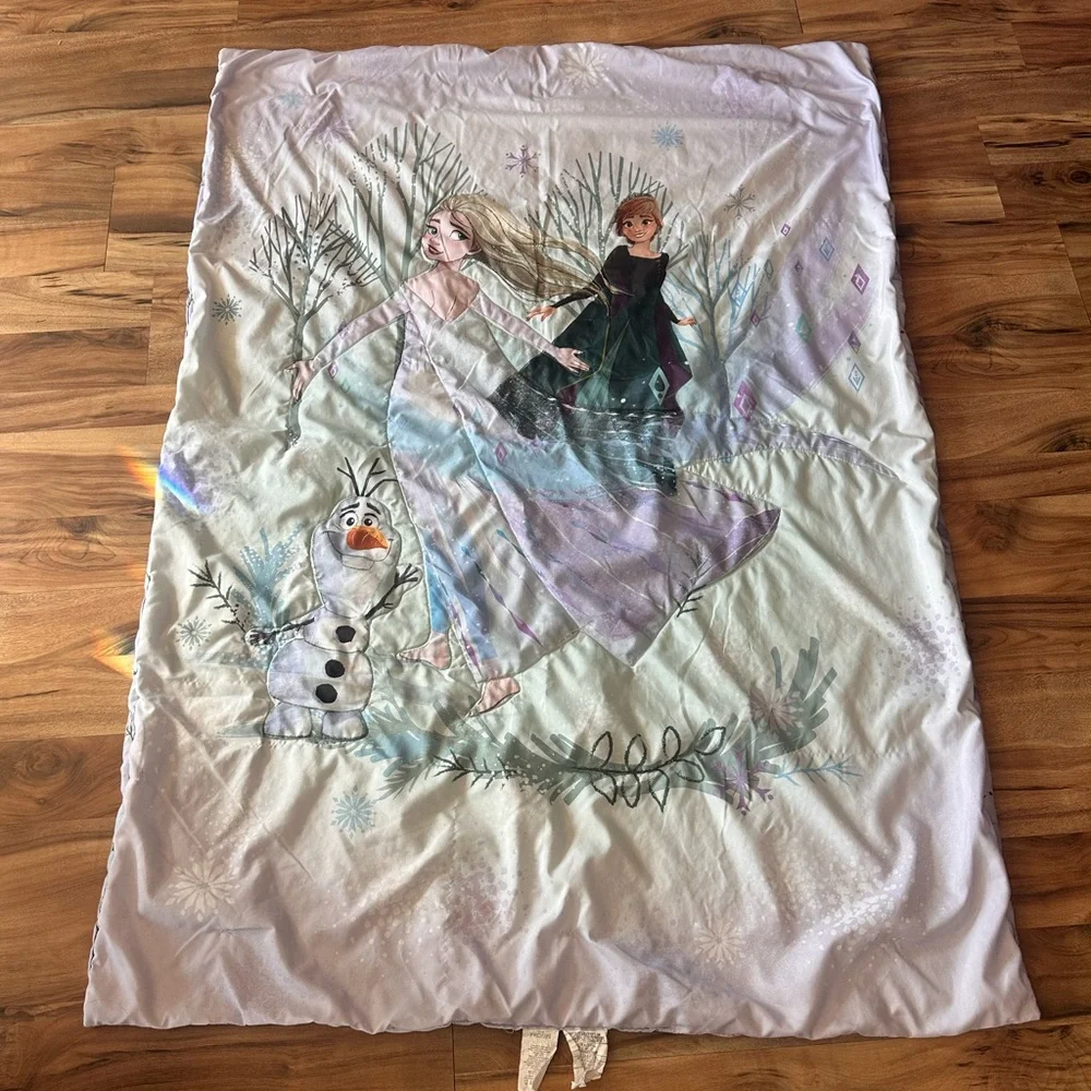 Disney Frozen Comforter with Elsa, Anna, and Olaf - Toddler sized